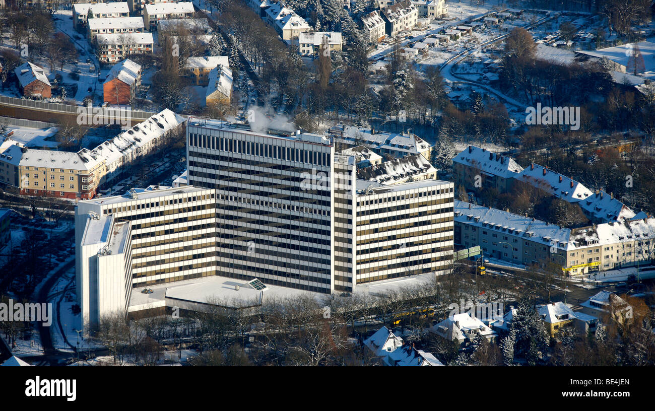 Foto aerea, fornitore di energia Gazprom, sede centrale, Ruhrgas Eon, neve, Essen, Ruhrgebiet, Renania settentrionale-Vestfalia, Germania, Euro Foto Stock