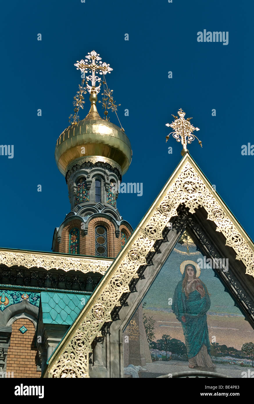 La cappella russa nello stile di una chiesa russa del XVI secolo, Mathildenhoehe, Darmstadt, Hesse, Germania, Europa Foto Stock