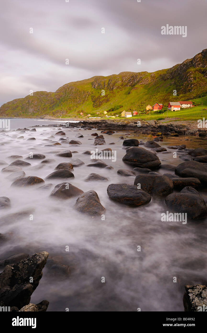 Tempesta dell'atmosfera del bird island Runde, Norvegia, Scandinavia, Europa Foto Stock
