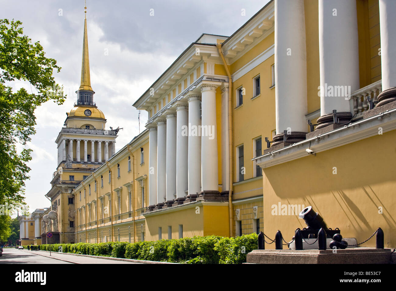 Архитекторы города санкт петербурга. А.Захаров. Адмиралтейство. Санкт-Петербург. 1806–1823. Адмиралтейство (1806–1823). Адмиралтейство в Санкт-Петербурге Захаров. Захаров Архитектор Адмиралтейство.