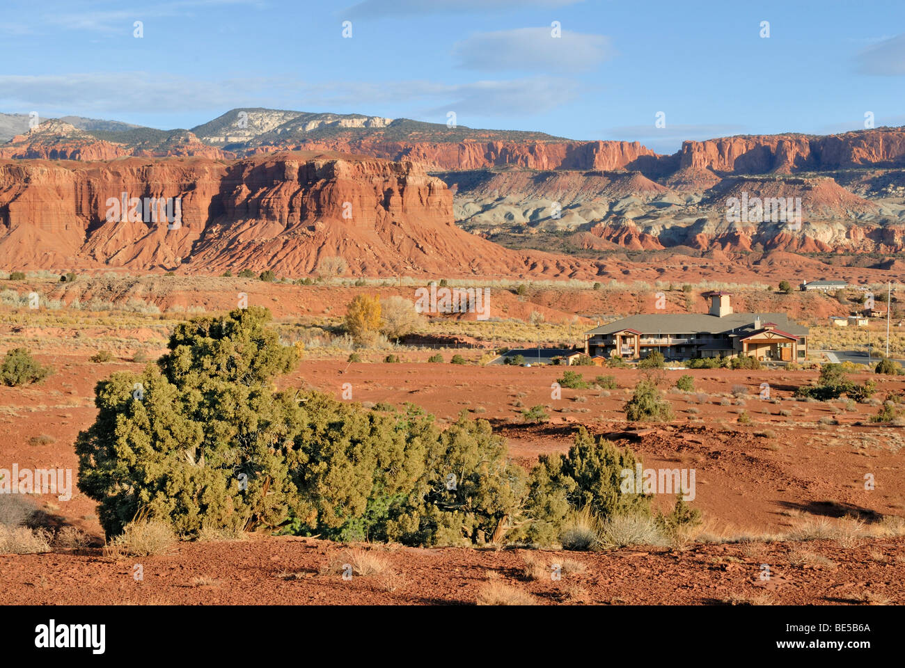 Casa sul fianco occidentale del Parco nazionale di Capitol Reef, Utah, Stati Uniti d'America Foto Stock