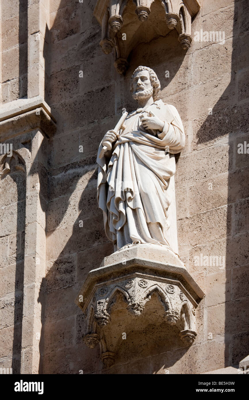 Statua di uomo colto sul volto di Palma cattedrale La Seu Cathedral Palma Mallorca Spagna Spain Foto Stock