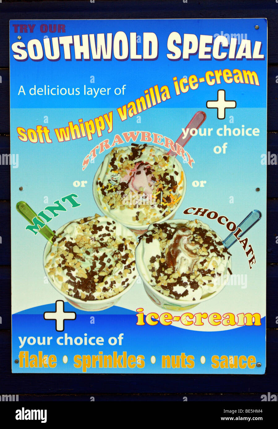 Southwold offerte gelato poster Southwold, Suffolk, Inghilterra, Regno Unito. Foto Stock