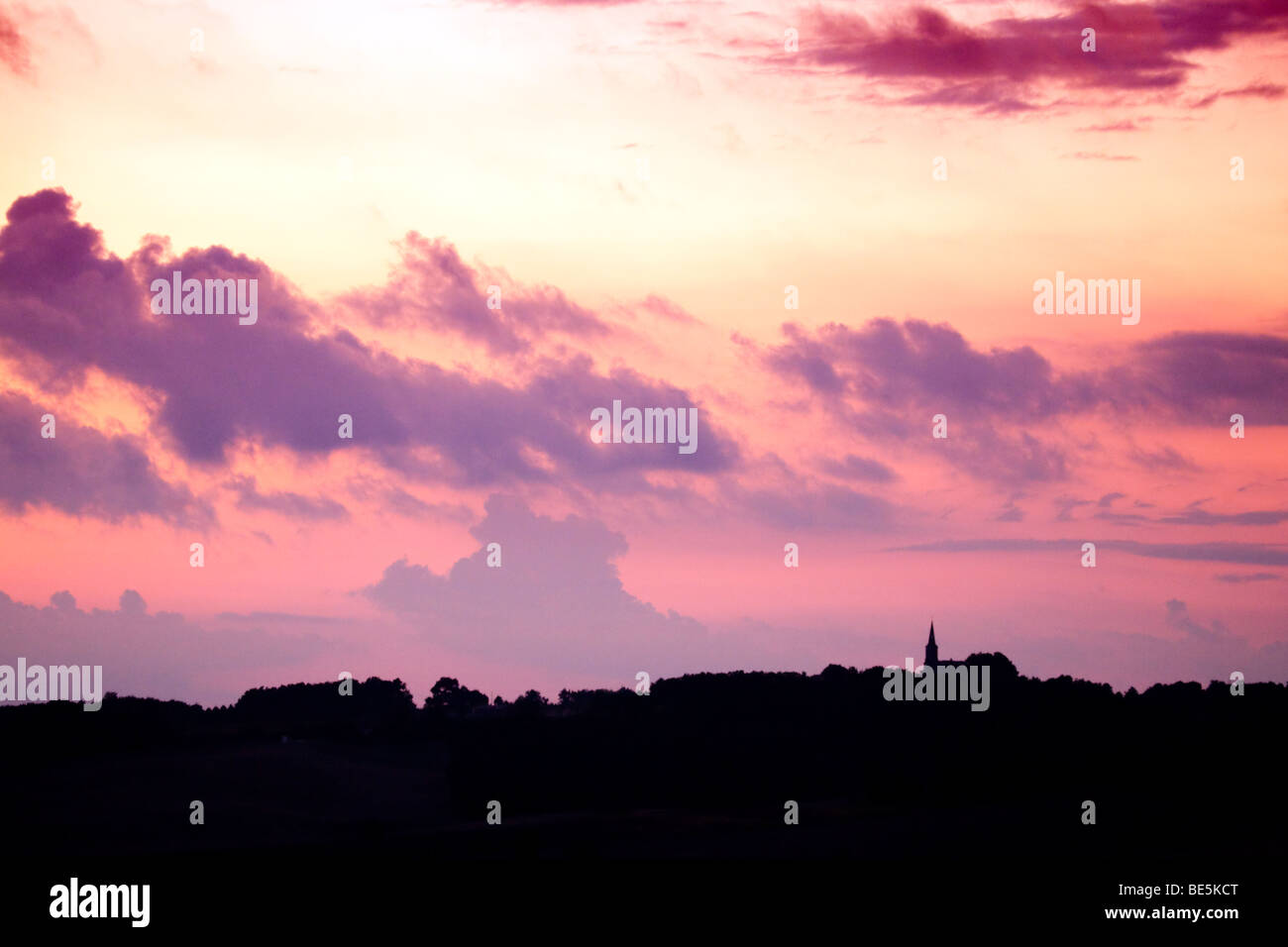 Twilight su Lot et Garonne, Aquitaine, Francia Foto Stock