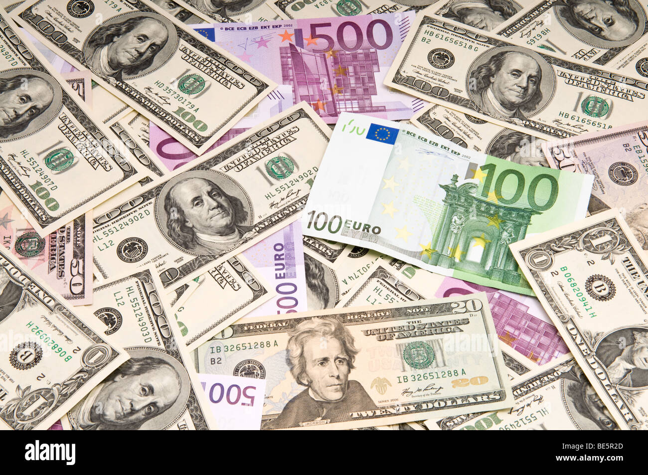 Americani e banconote europee (carta moneta) Contesto Foto Stock
