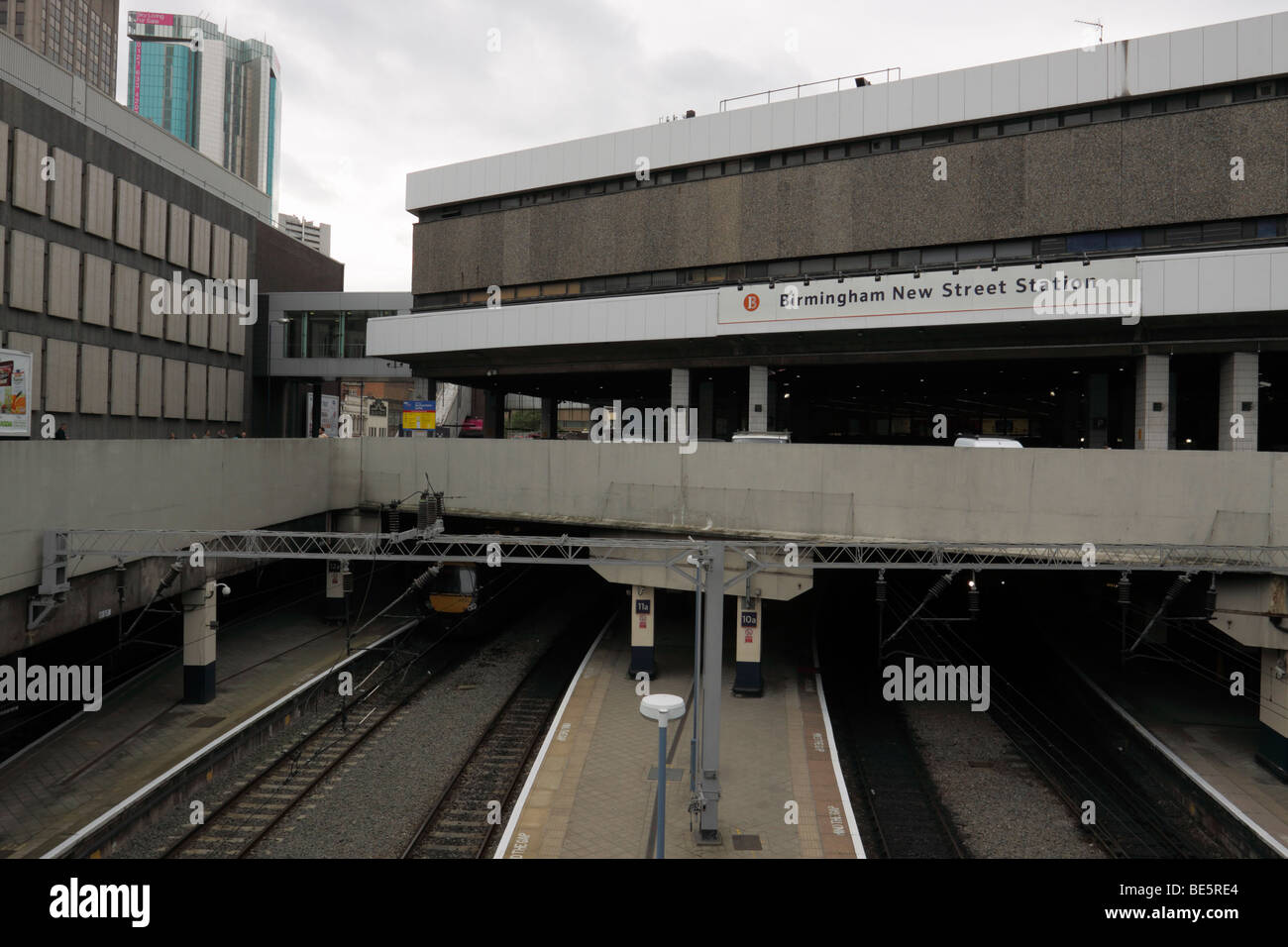 Il vecchio la stazione ferroviaria Birmingham New Street, prima di rinnovamento nel 2013/2014 Foto Stock