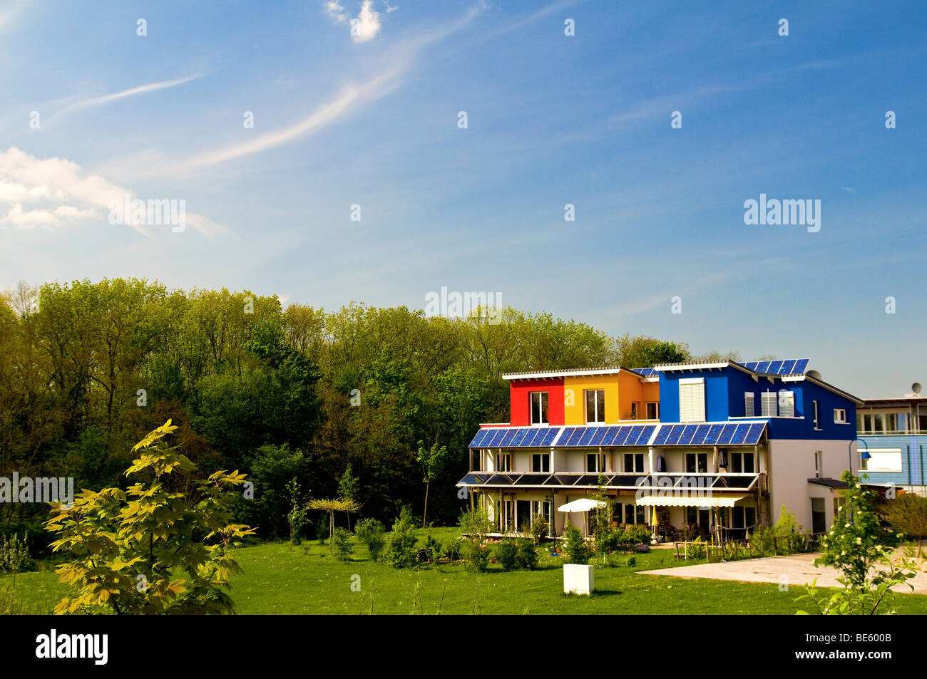 Energia solare di casa, Rieselfeld, Freiburg, Baden-Wuerttemberg, Germania, Europa Foto Stock