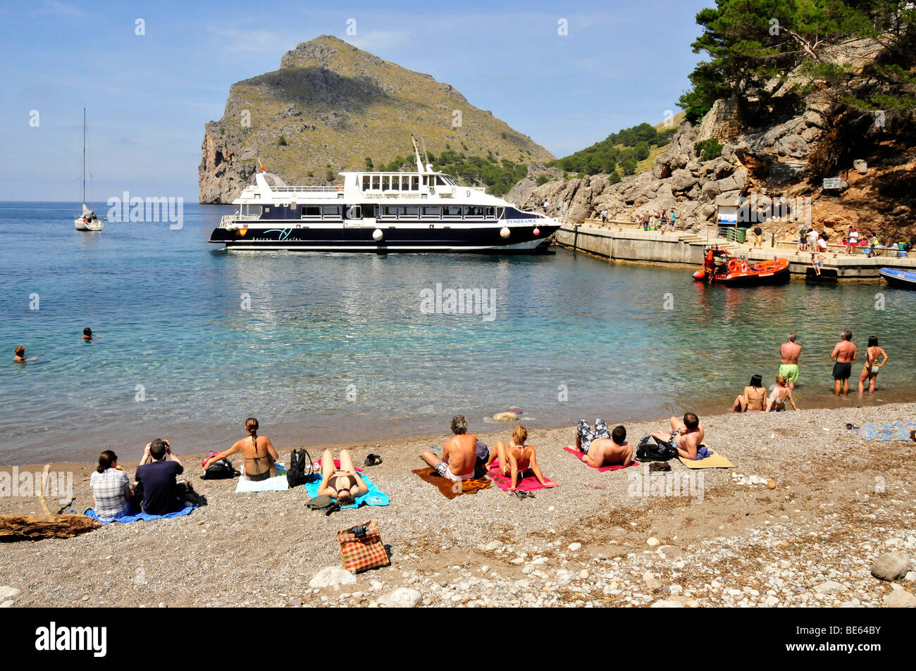 Platja de Sa Calobra Beach, Sa Calobra, Maiorca, isole Baleari, Spagna, Europa Foto Stock