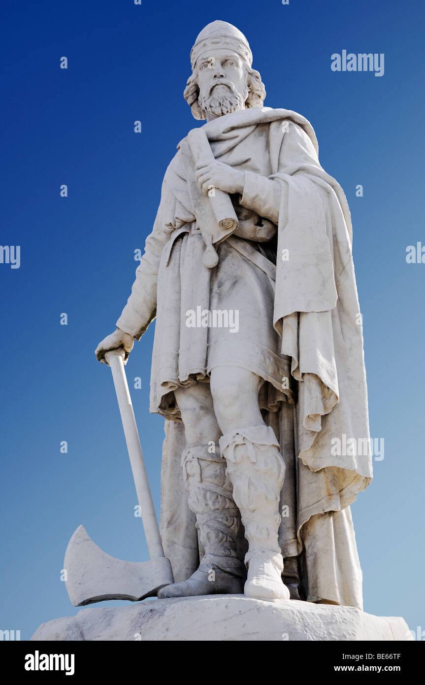 Statua di Alfredo il Grande, Wantage, Oxfordshire, Inghilterra, Regno Unito. Foto Stock