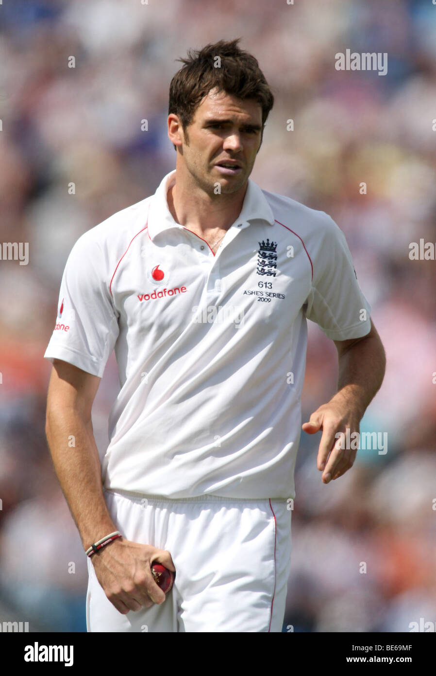 JAMES ANDERSON INGHILTERRA & LANCASHIRE CCC HEADINGLEY LEEDS INGHILTERRA 07 Agosto 2009 Foto Stock