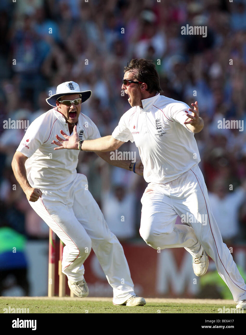 GRAEME SWANN & ANDREW STRAUSS ENGLAND V AUSTRALIA Brit Oval Londra Inghilterra 23 Agosto 2009 Foto Stock
