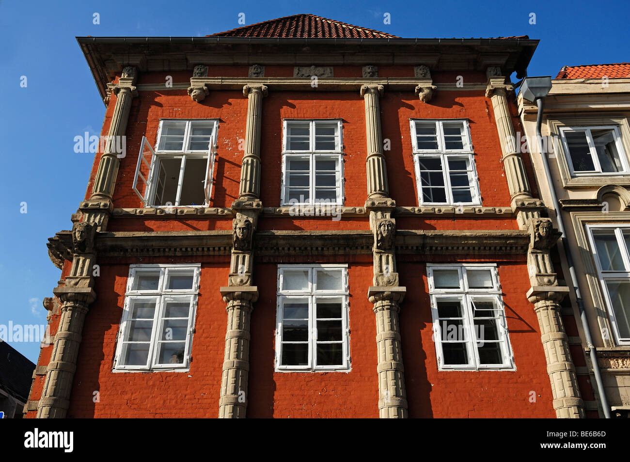 Vecchia facciata decorativo di una casa, il manierismo 1574, Lueneburg, Bassa Sassonia, Germania, Europa Foto Stock