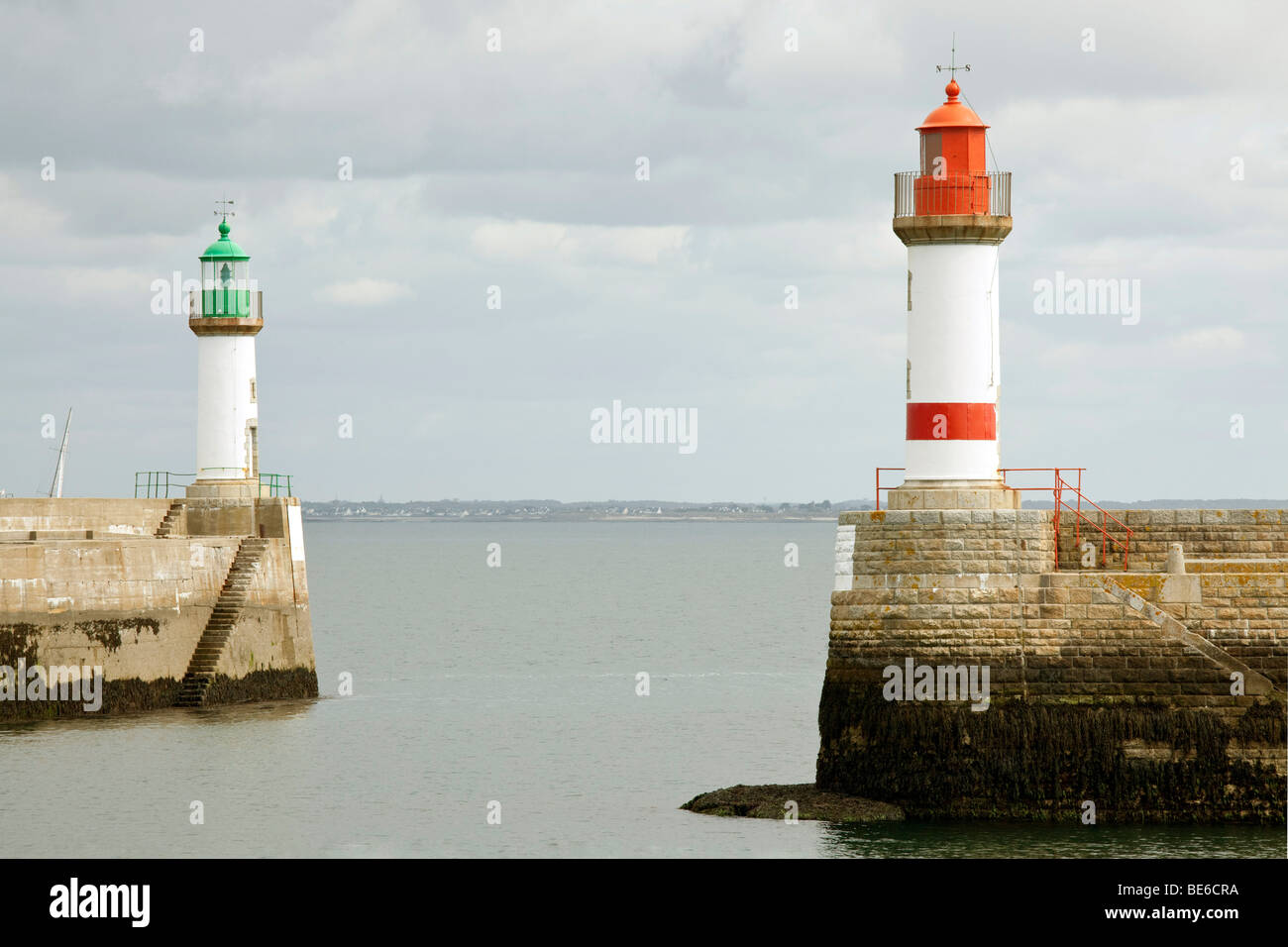 Faro di Port tudiare, isola di Groix, Bretagna Francia Foto Stock