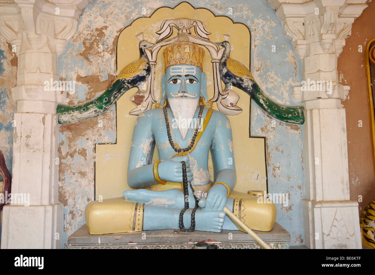 Statua che si trova nella Hall of Heroes, Mandor in Jodhpur, Rajasthan, India settentrionale, Asia Foto Stock