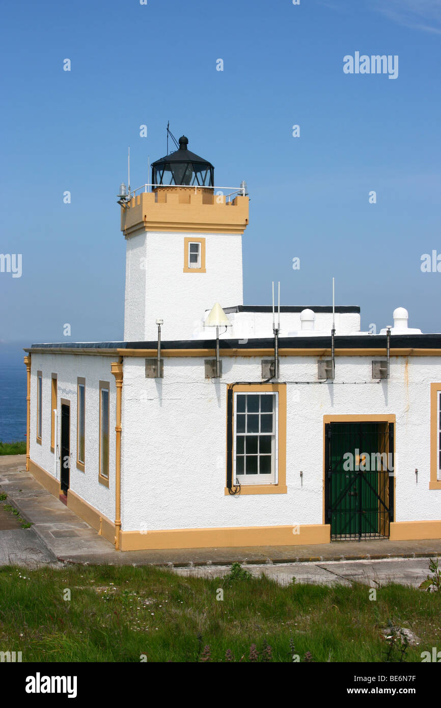 Il faro di Stevenson a testa Duncansby, la maggior parte del nord-est il punto del continente BRITANNICO. Foto Stock