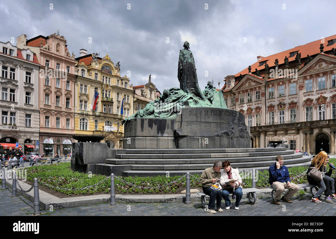 Città vecchia wquare, Jan Hus monumento, Praga, Repubblica Ceca, Europa Foto Stock