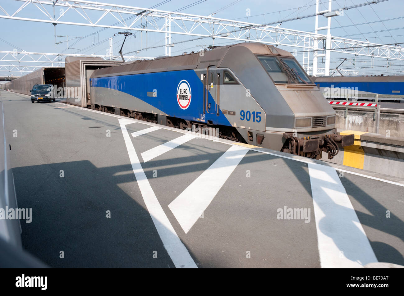 Treno Eurotunnel e terminal merci in Francia Foto Stock