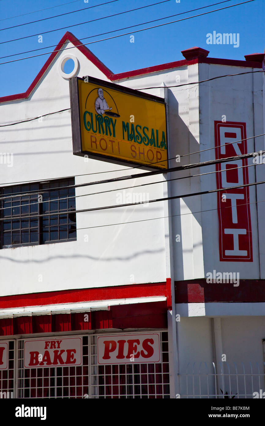 Indian Roti Shop nel porto di Spagna Trinidad Foto Stock