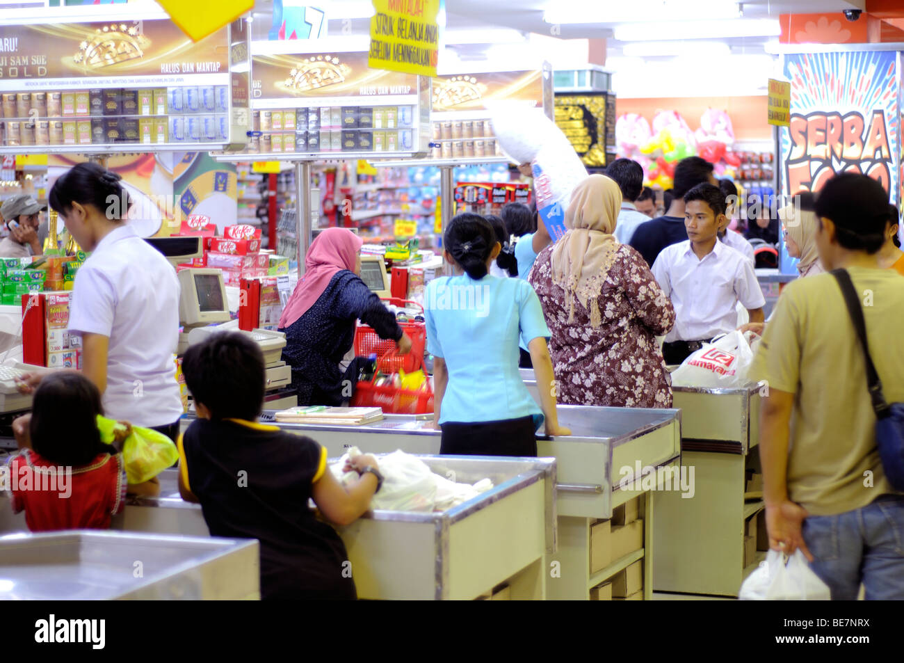 Supermercato wtc shopping mall jambi sumatra indonesia Foto Stock