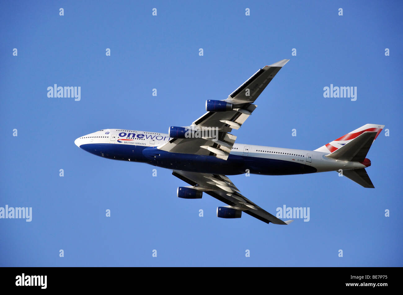 British Airways Boeing B747-400 decollare, Hounslow, London Borough di Hounslow, Greater London, England, Regno Unito Foto Stock