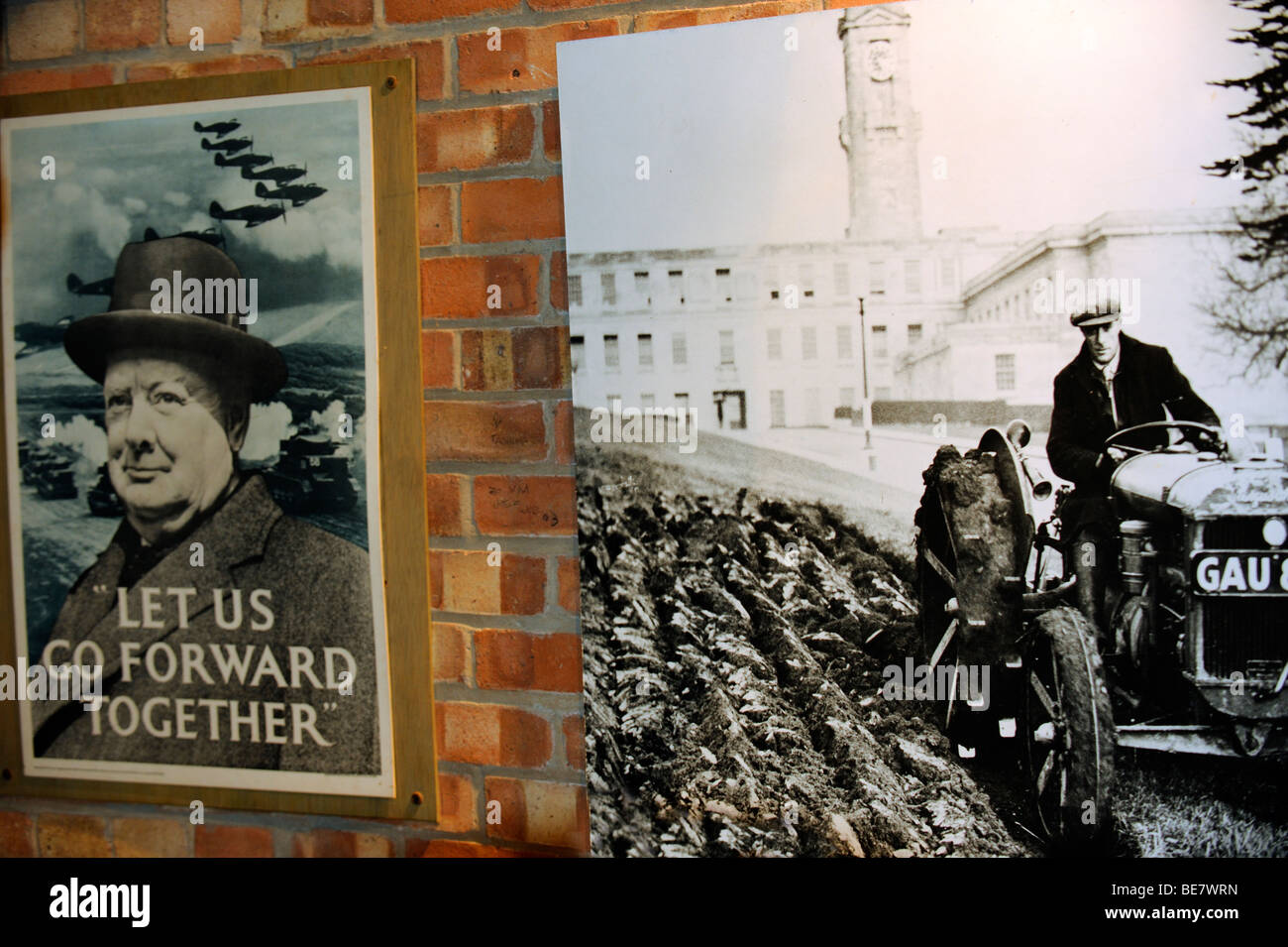 Un display in tini di filtrazione cantiere Museo di Nottingham Foto Stock