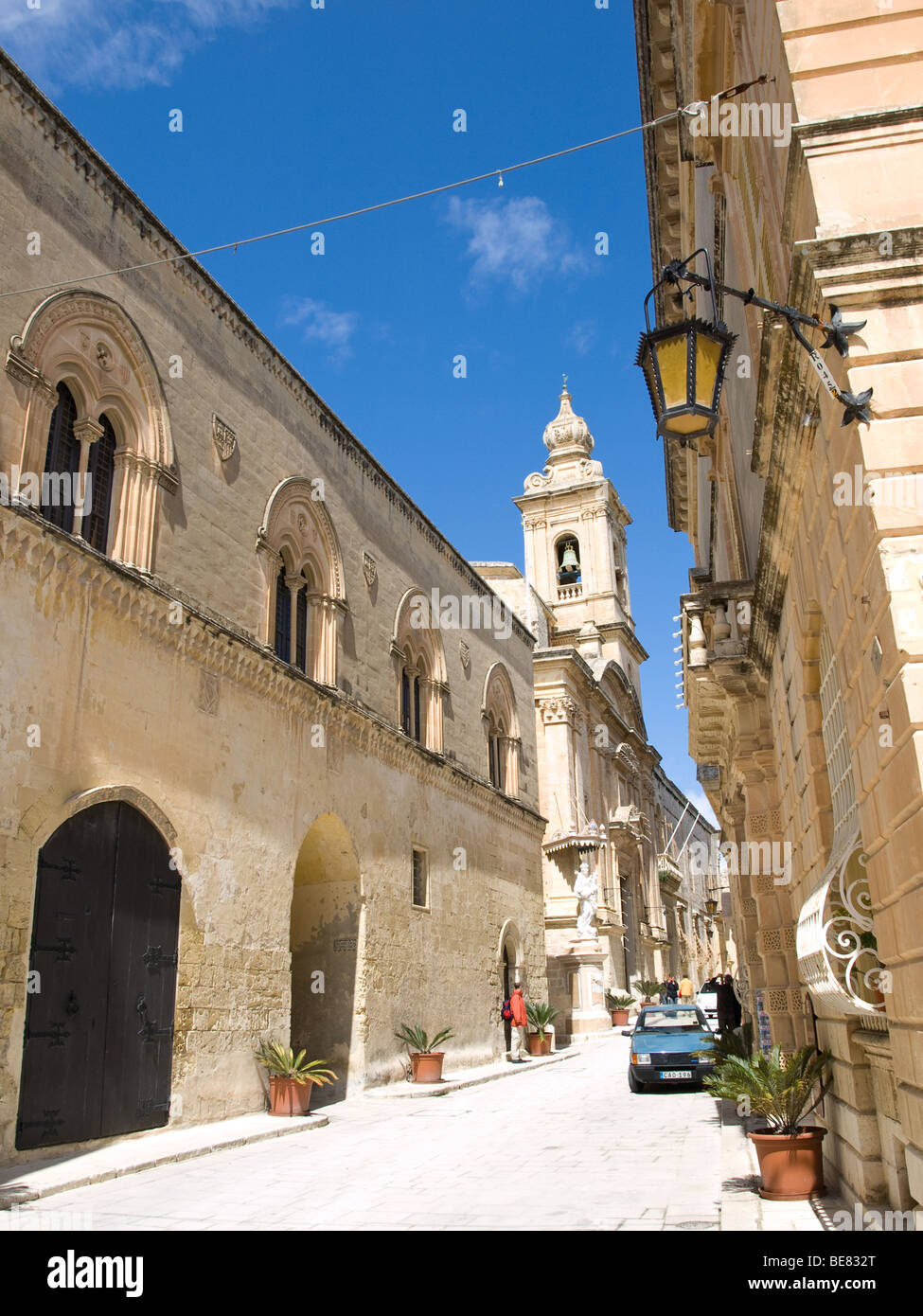 Una scena di strada di Mdina, Malta. Foto Stock