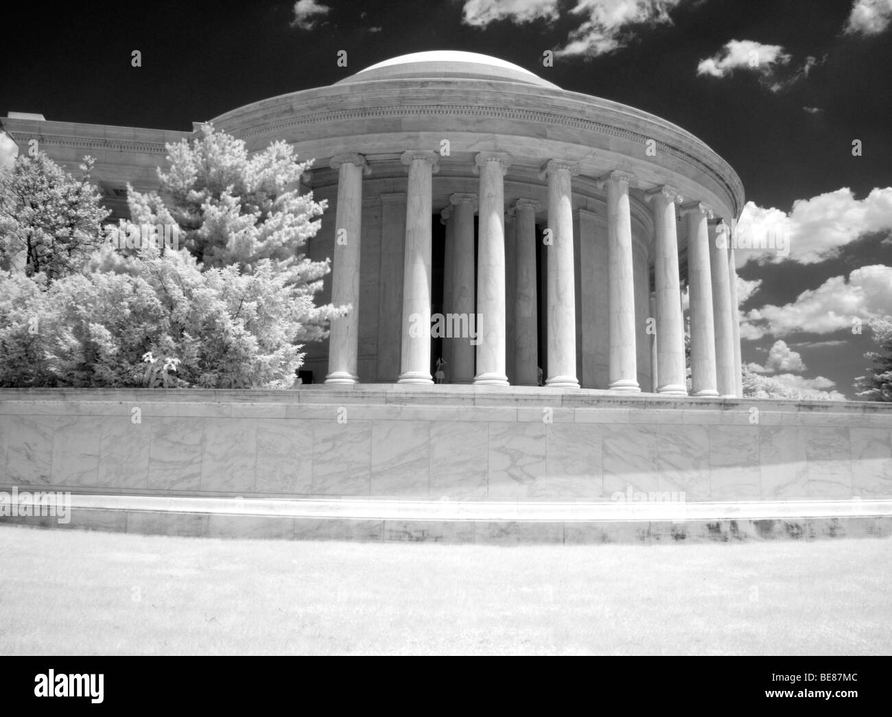 Infrarossi Black & Whit di Jefferson Memorial a Washington DC Foto Stock