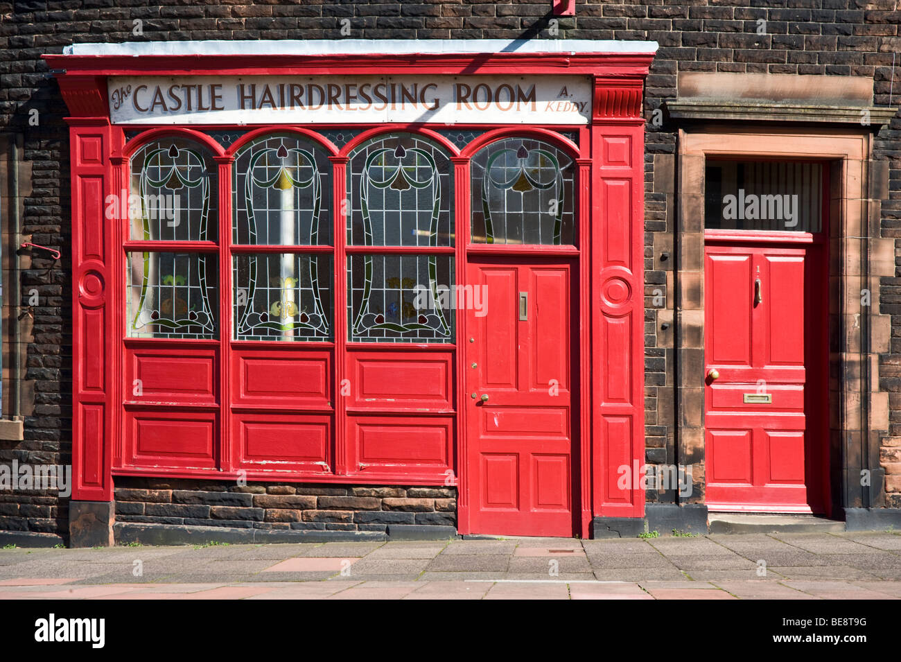 Un tradizionale inglese barbieri shop a Carlisle, Cumbria, Regno Unito Foto Stock
