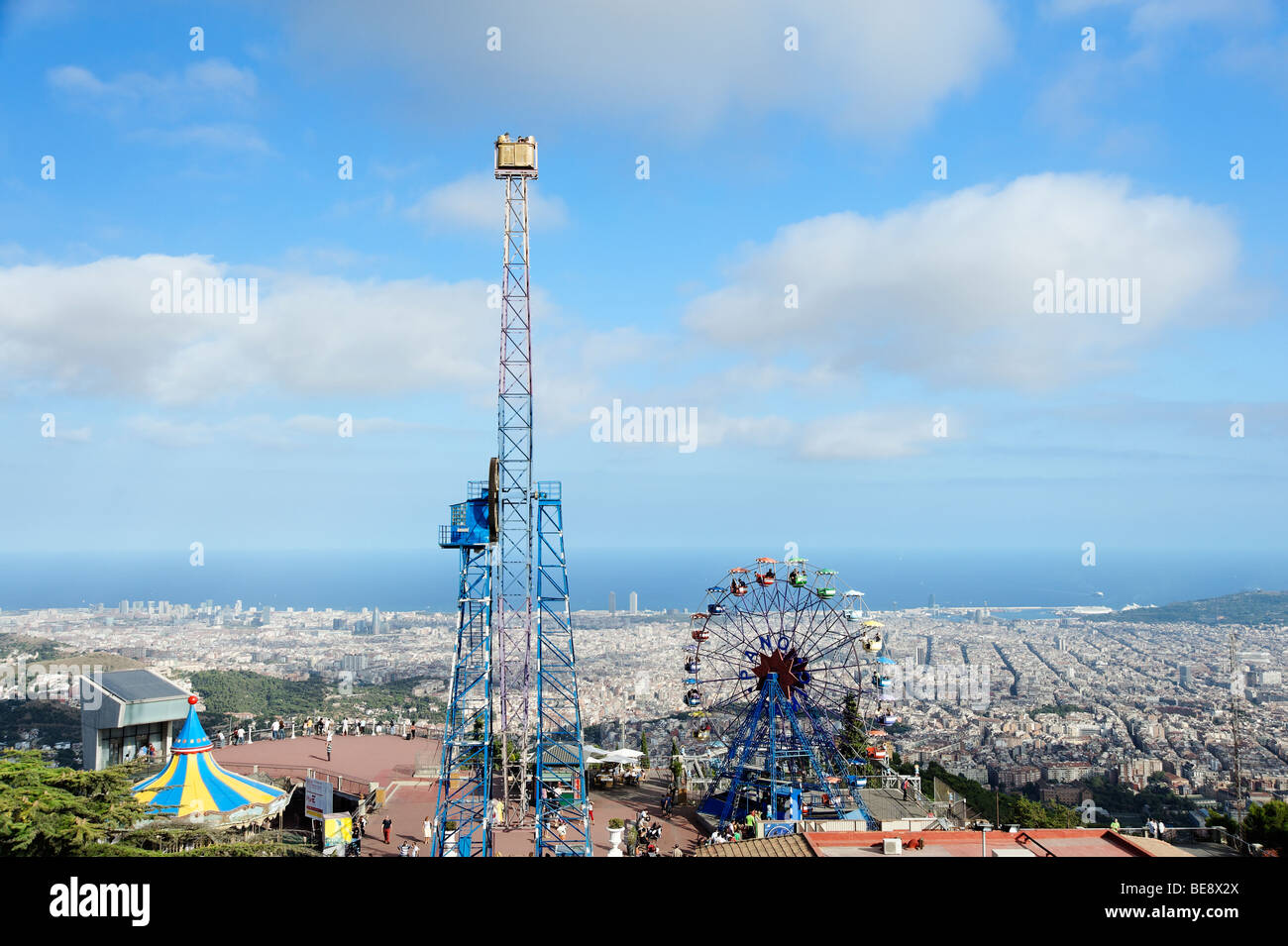 La corsa nostalgica Amusement Park rides in Tibidabo . Barcellona Spagna. Foto Stock