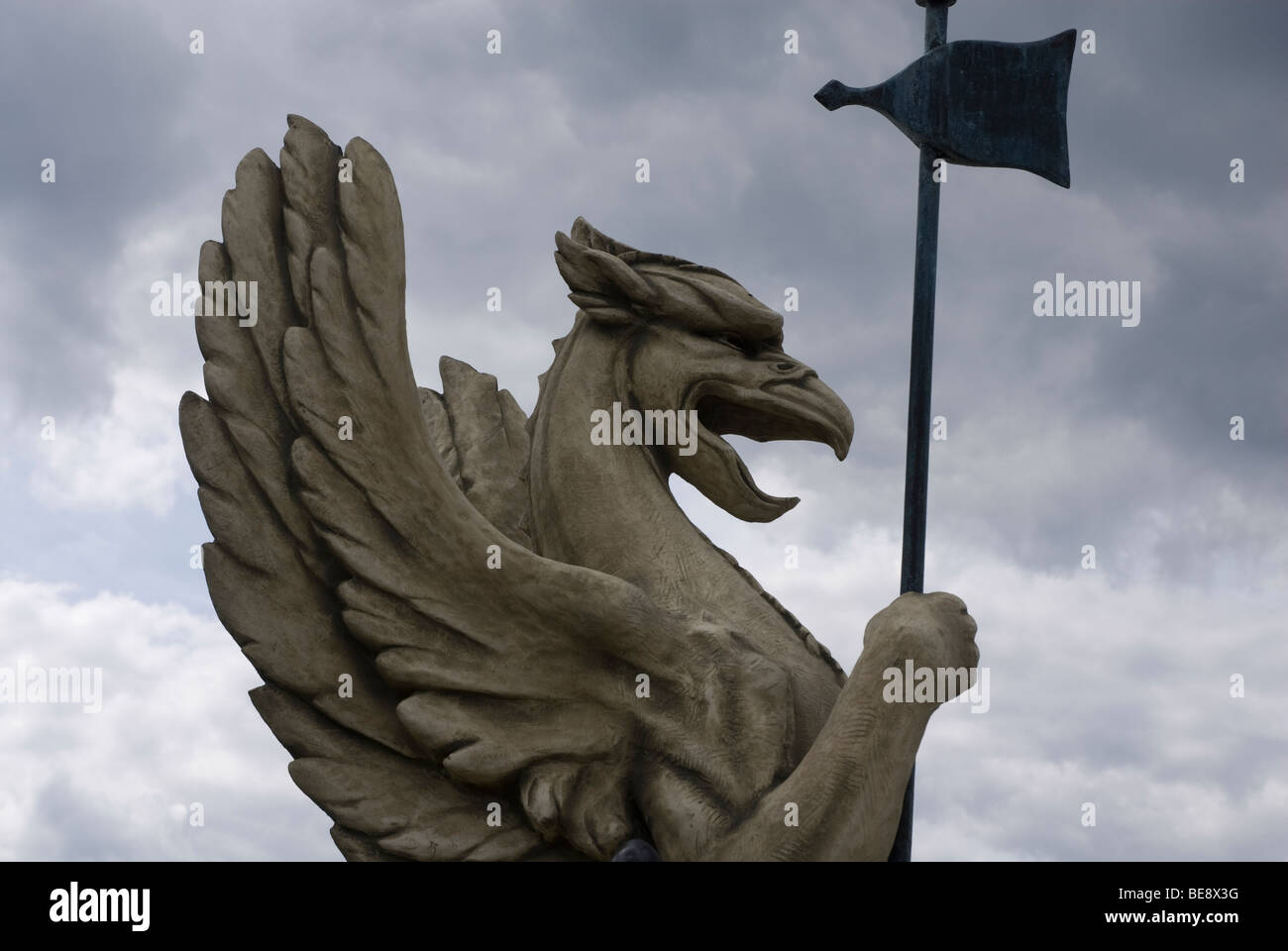Statua di un grifone Hampton Court Middlesex London Inghilterra England Foto Stock