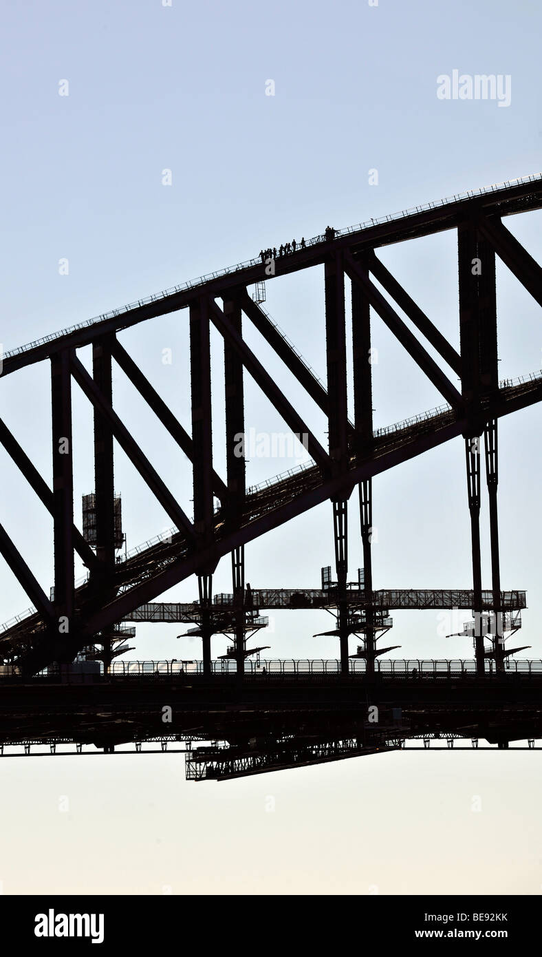 I turisti tenendo il Sydney Harbour Bridge Climb Tour, Sydney, Nuovo Galles del Sud, Australia Foto Stock