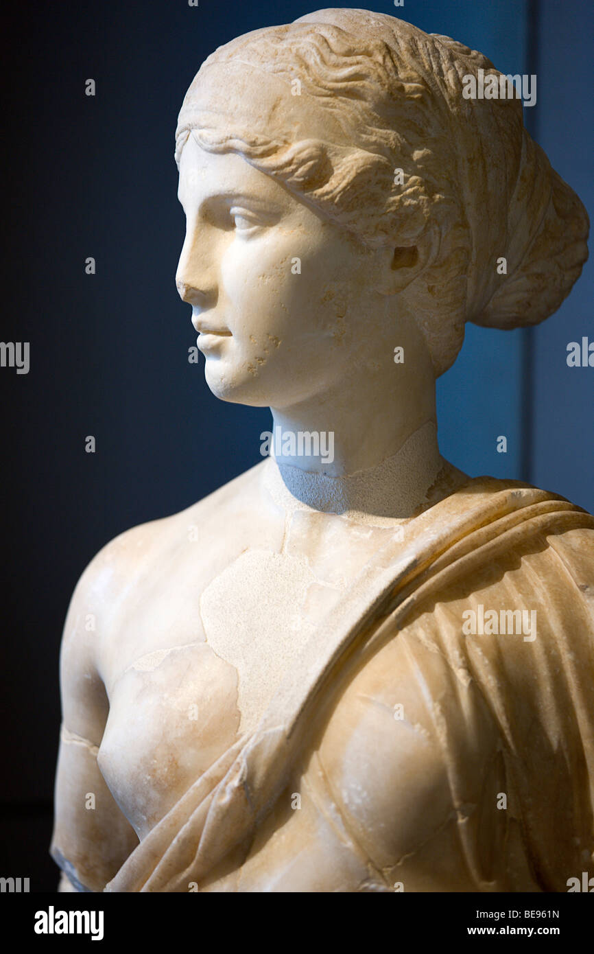 Italia Roma Lazio Museo Capitolino Palazzo Dei Conservatore copia Pentelic in marmo di una statua della dea greca Hygeia Foto Stock