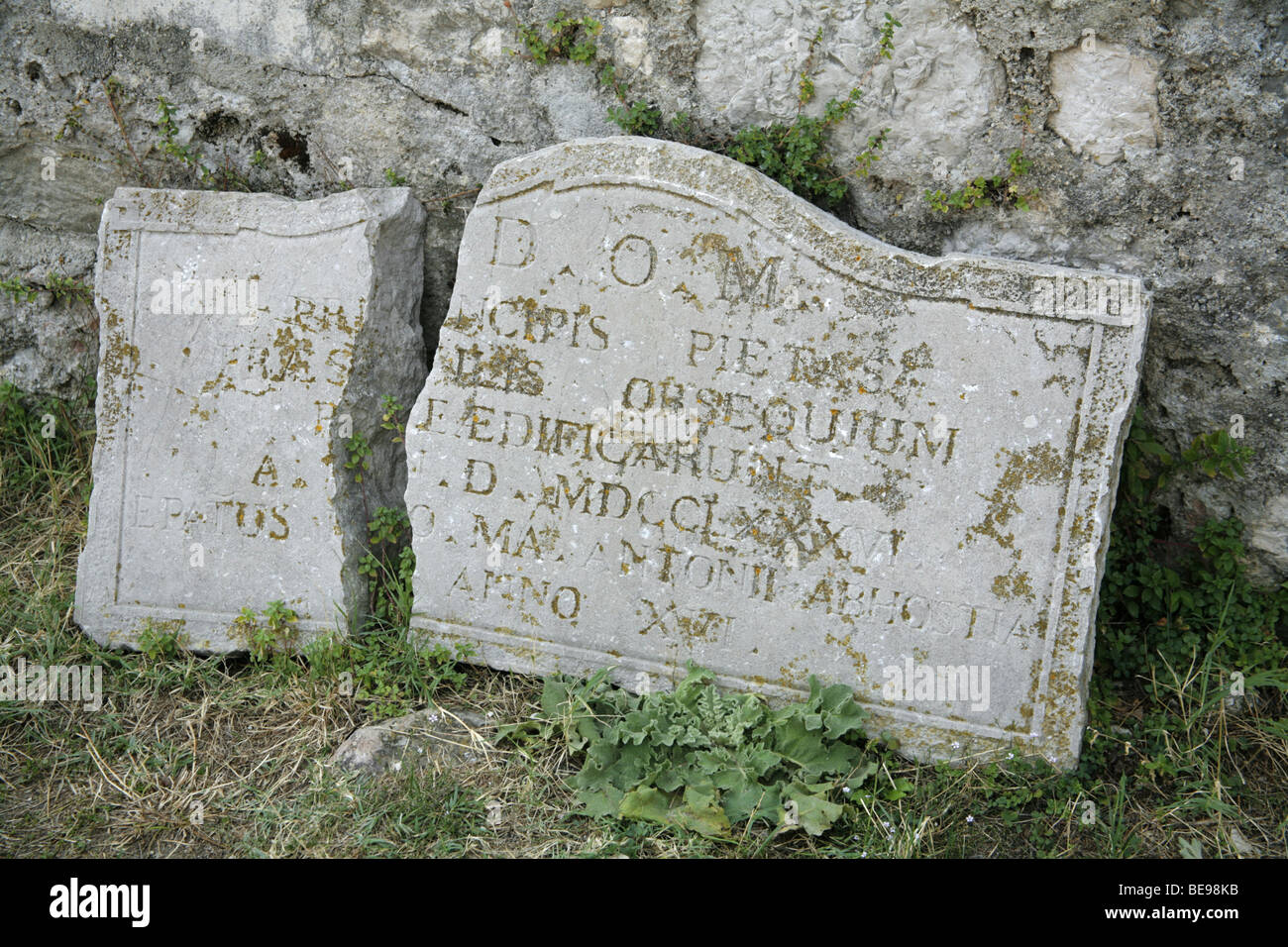 La Croazia. Isola di Rab. Città di Rab. Antico segno. Foto Stock