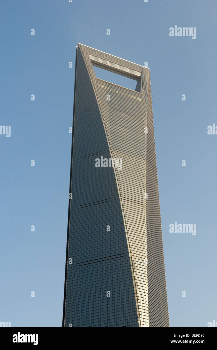 Dettagli architettonici del World Financial Center di Shanghai il più alto edificio in Cina 2009 Foto Stock