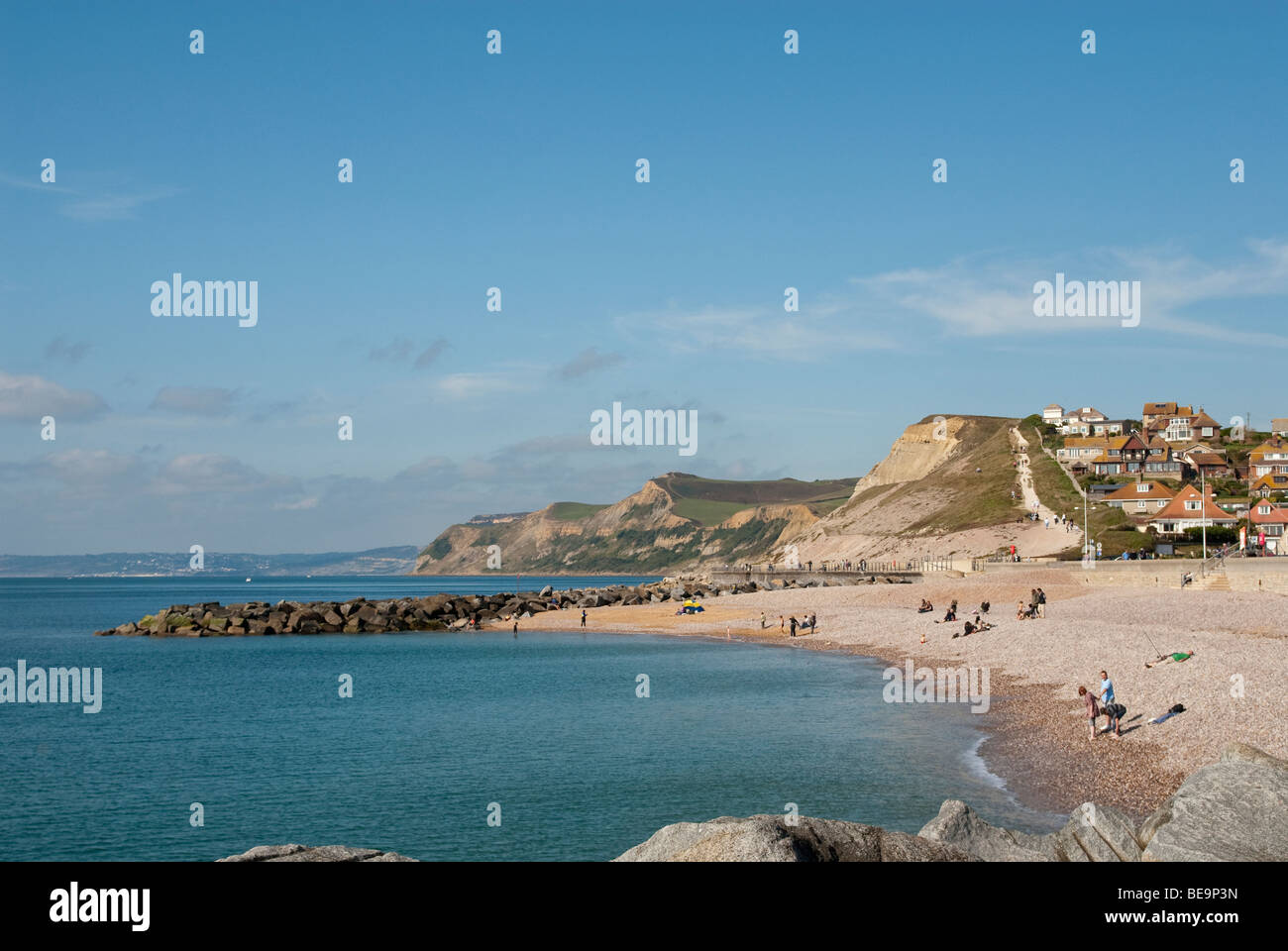 Spiaggia ghiaiosa spiaggia a West Bay Dorset Foto Stock