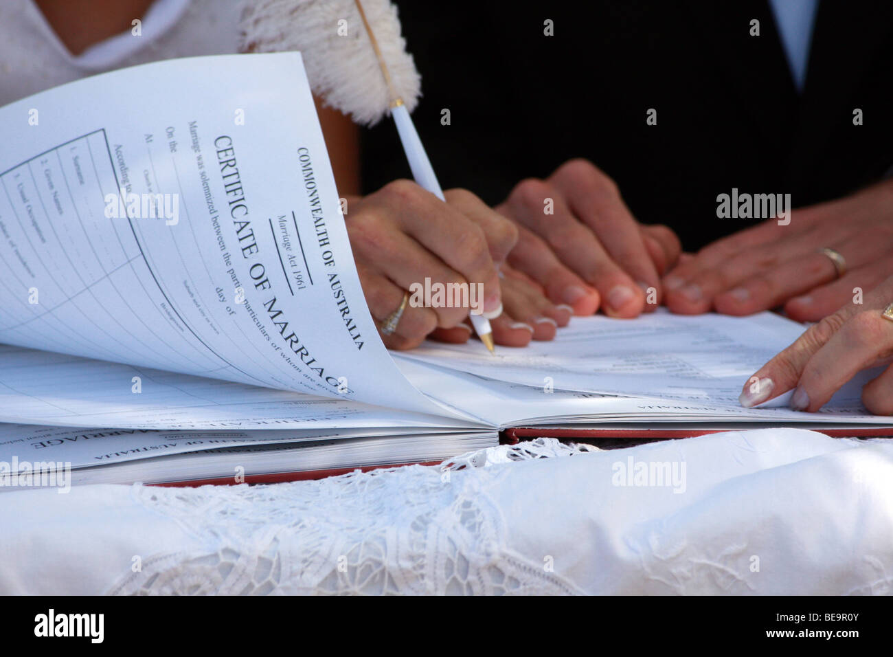 Matrimonio immagini e fotografie stock ad alta risoluzione
