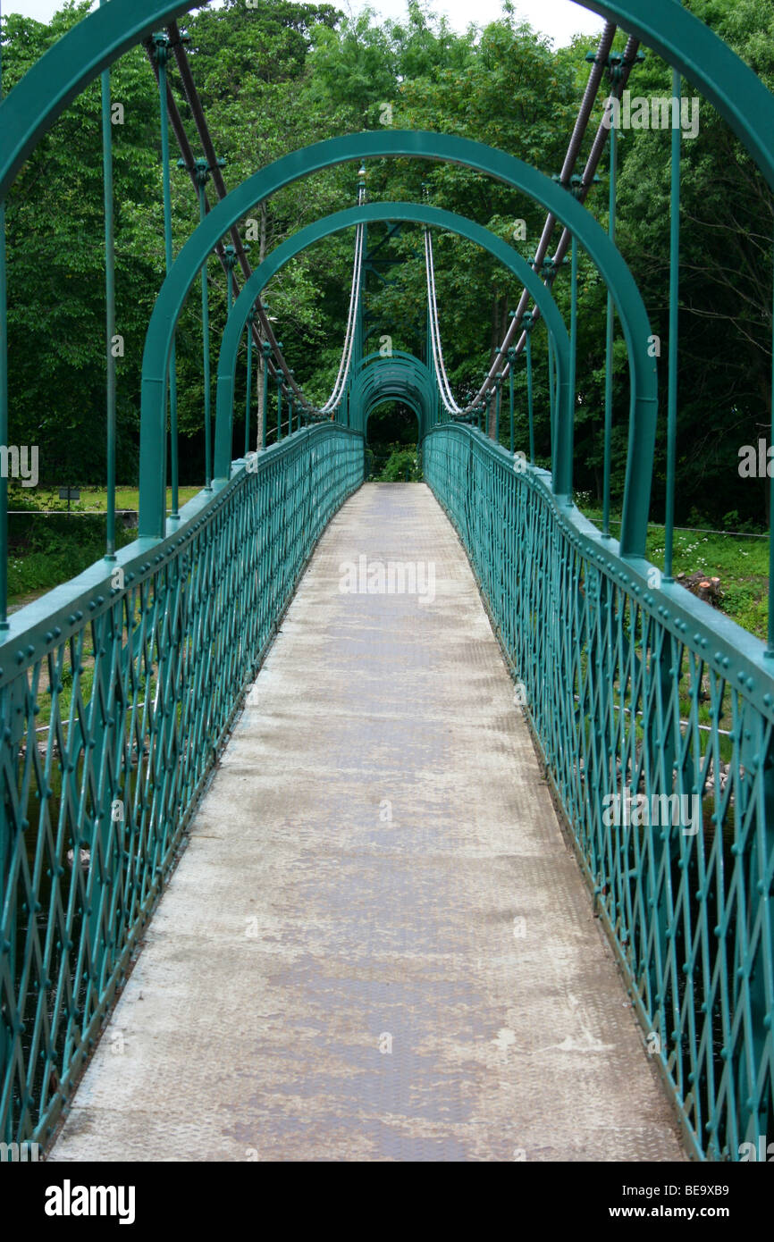 La sospensione ponte sopra il fiume Tummel a Pitlochry, Perth and Kinross, Scozia Foto Stock