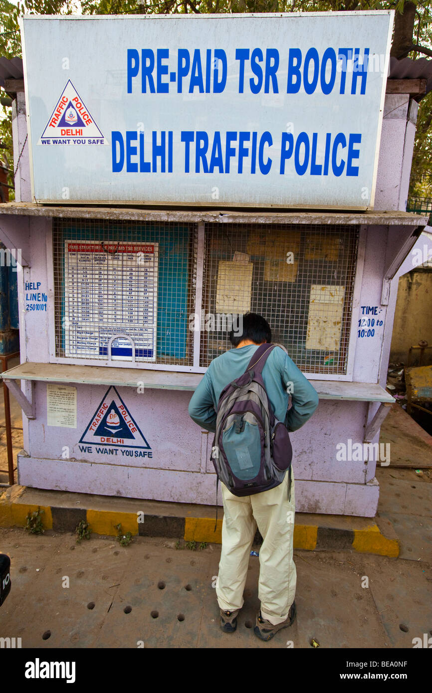 Pre-Paid TSR stand in Delhi India Foto Stock