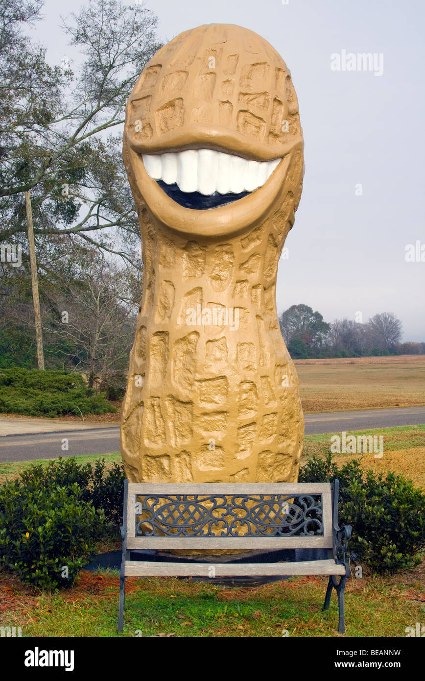 Scultura di Jimmy Carter Peanut a Plains Georgia Foto Stock