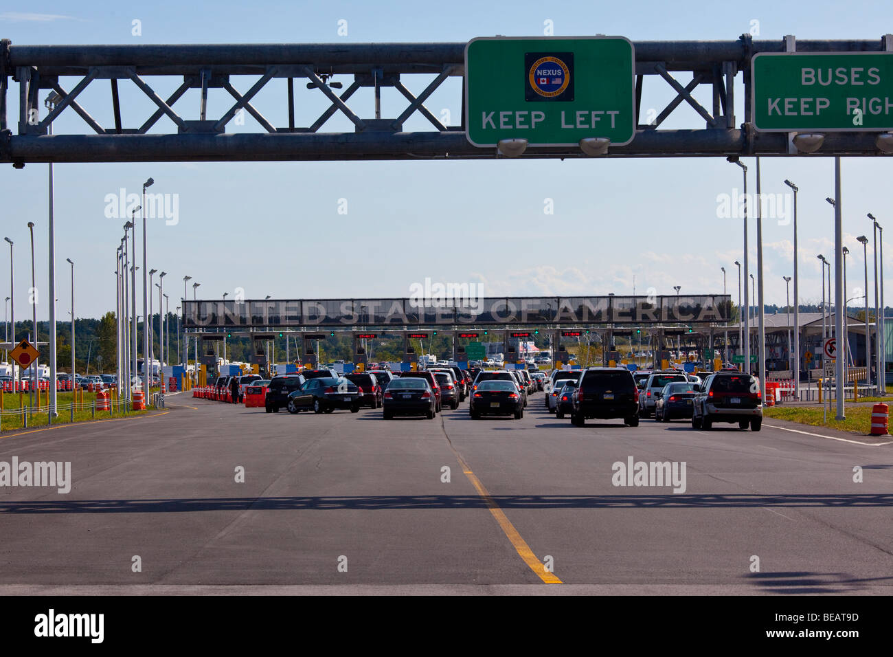 Santo Stefano e a Montreal in Canada e Plattsburgh, New York STATI UNITI D'AMERICA Border Crossing Foto Stock