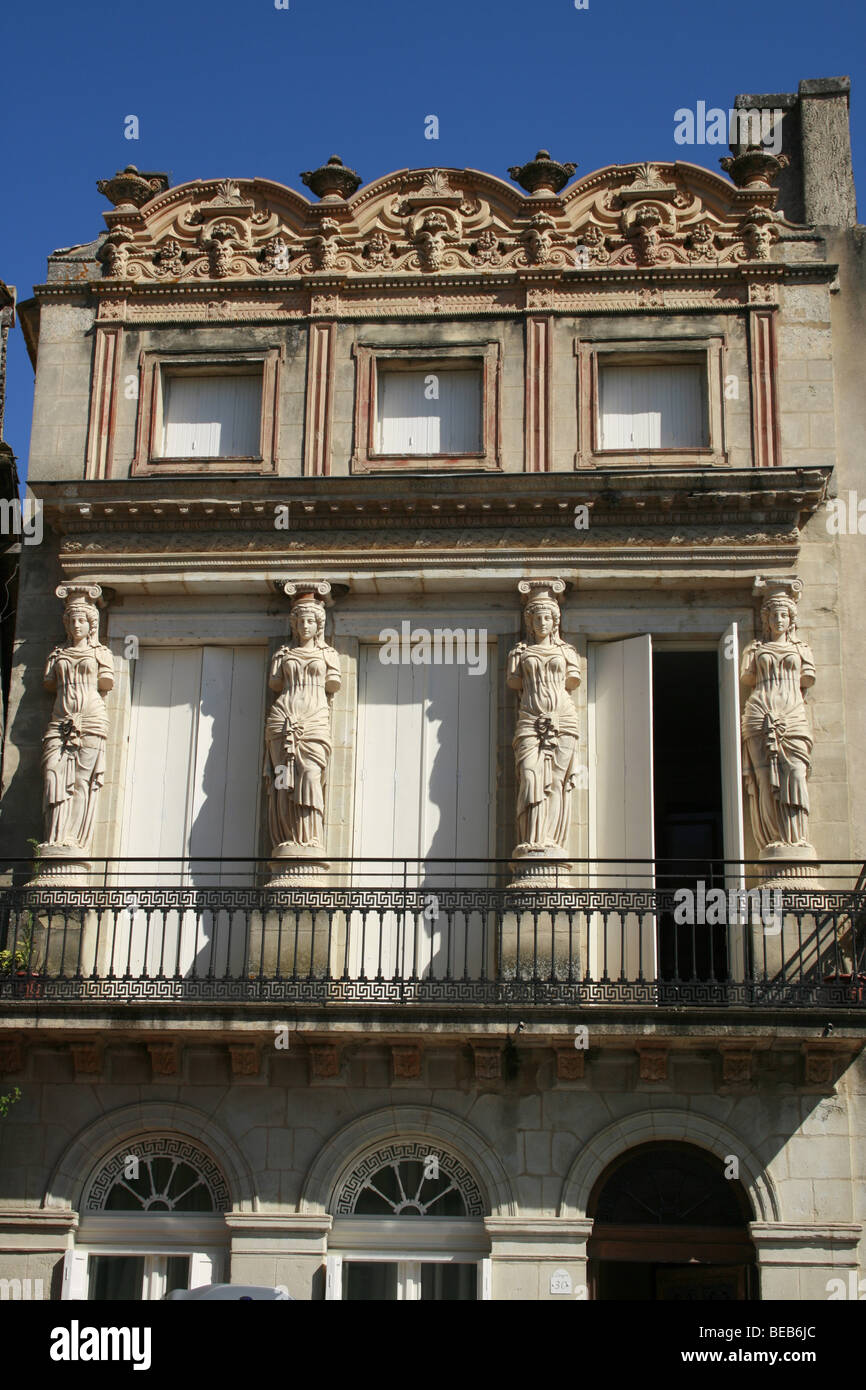 La maison aux cariatides costruito nel 1830 in Lauzun, Francia Foto Stock