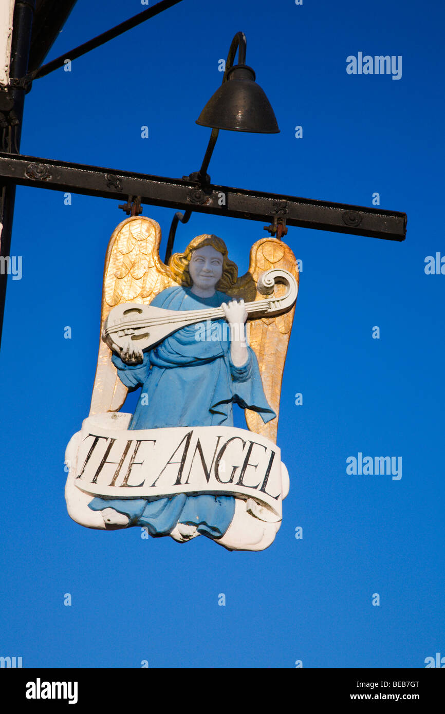 L'Hotel Angel segno Lavenham Suffolk in Inghilterra Foto Stock