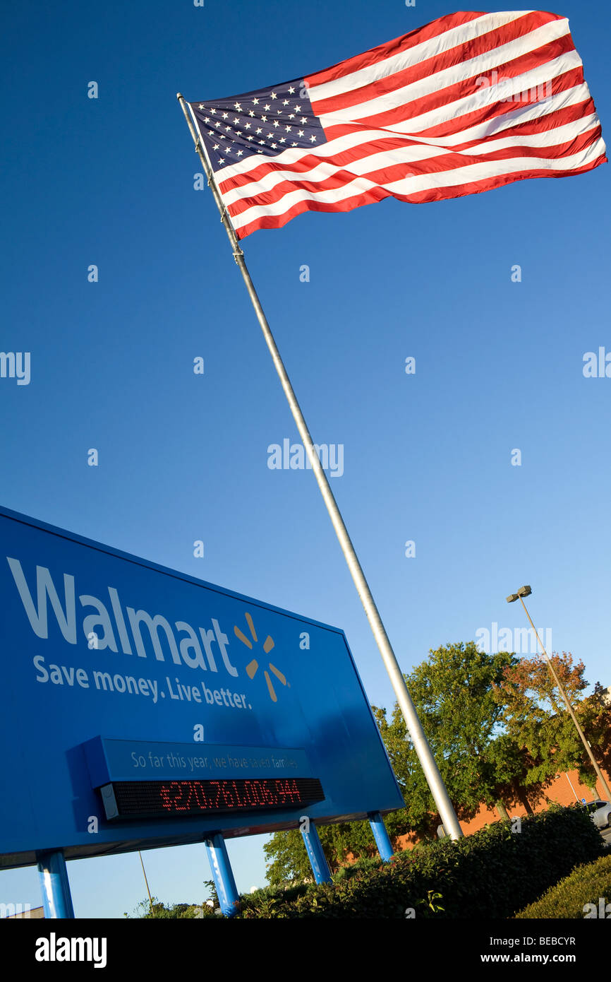 Walmart memorizza Inc.'s Home Office di Bentonville, Arca, mostrando il loro nuovo logo. (Sett. 2009) Foto Stock