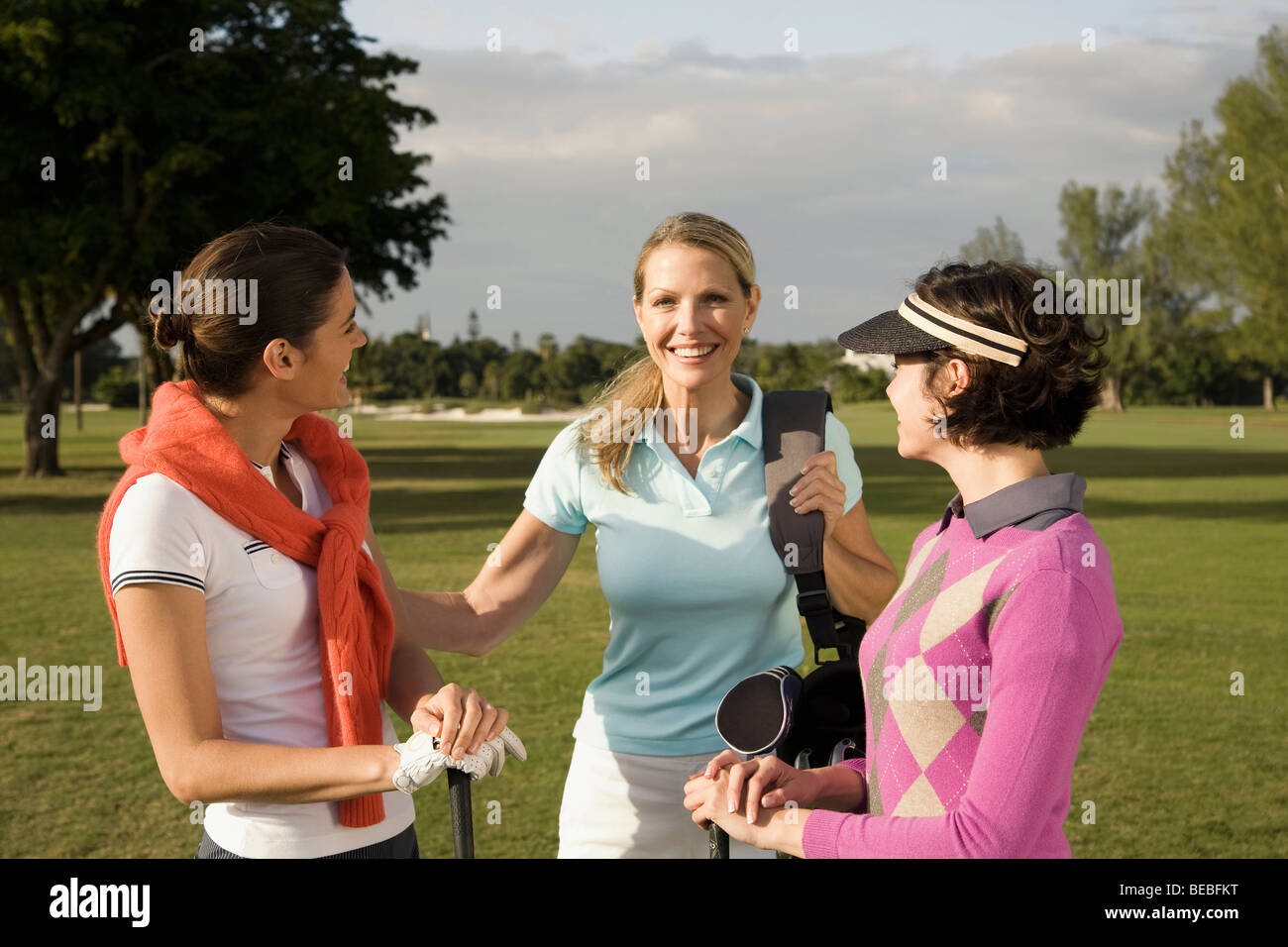 Tre i golfisti in un campo da golf, Biltmore Golf, Coral Gables, Florida, Stati Uniti d'America Foto Stock