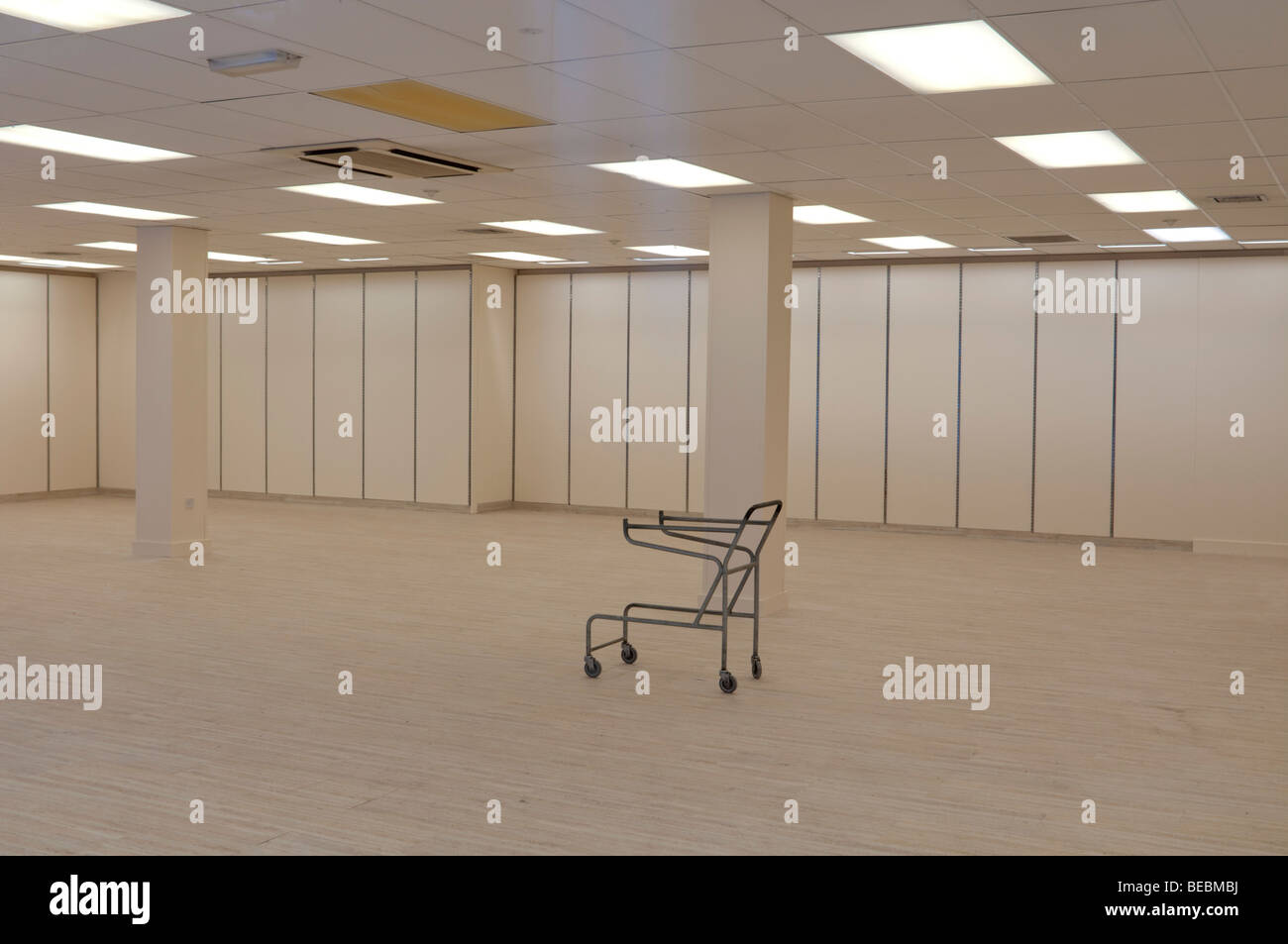 Europa, Regno Unito, Inghilterra, vuoto shop recessione Foto Stock