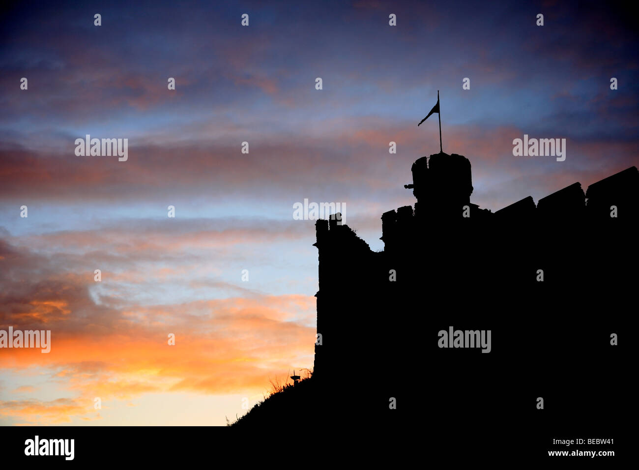 Paesaggio al tramonto del Lincoln Castle pareti Lincoln City Lincolnshire County Inghilterra Gran Bretagna Foto Stock