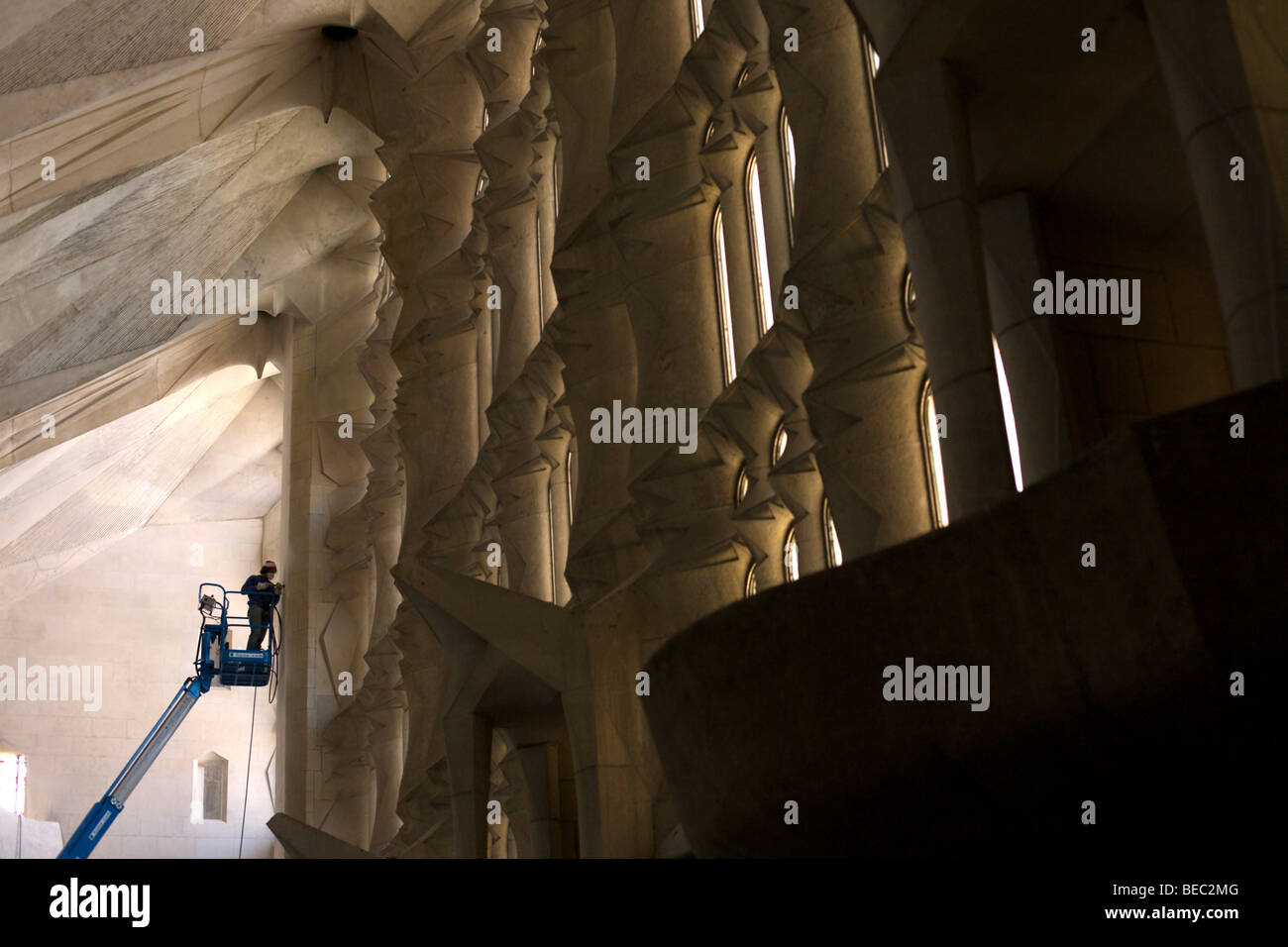 All'interno la Sagrada Familia di Barcellona Foto Stock