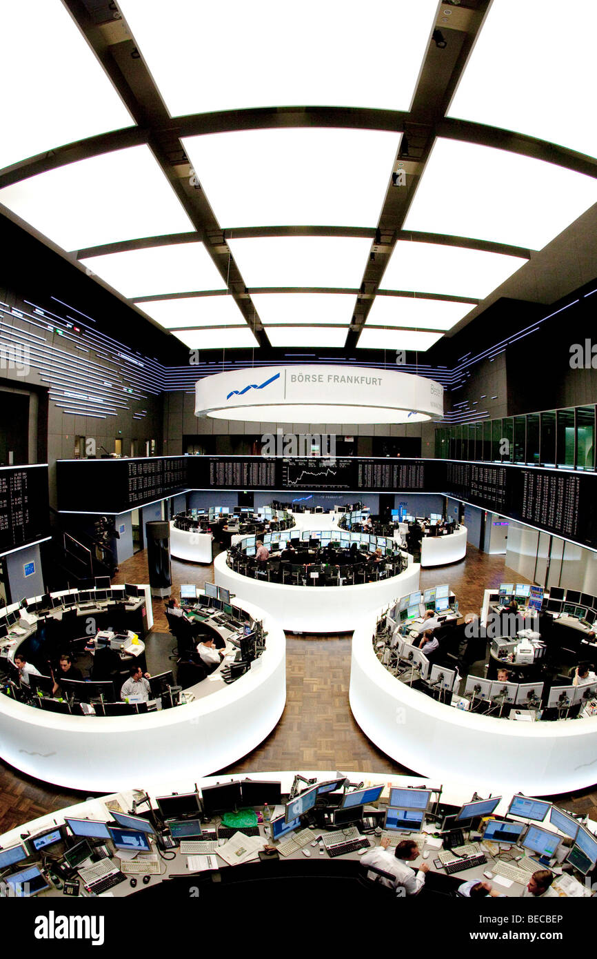 Principali trading room della Borsa di Francoforte da Deutsche Boerse AG a Francoforte Hesse, Germania, Europa Foto Stock