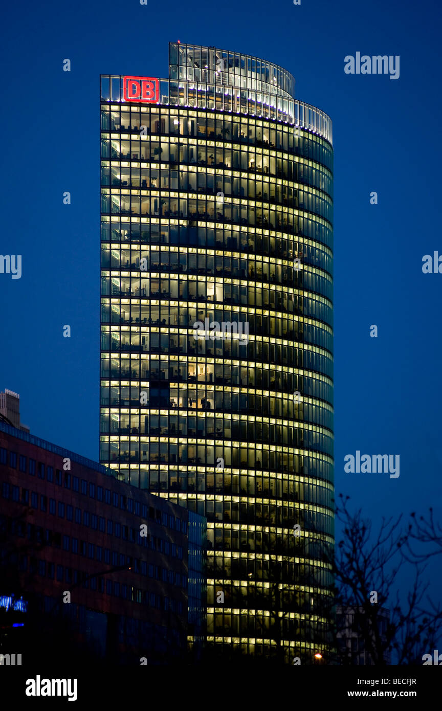 Torre di Deutsche Bahn AG, BahnTower a Potsdamer Platz, Potsdam Square, Berlino, Germania, Europa Foto Stock