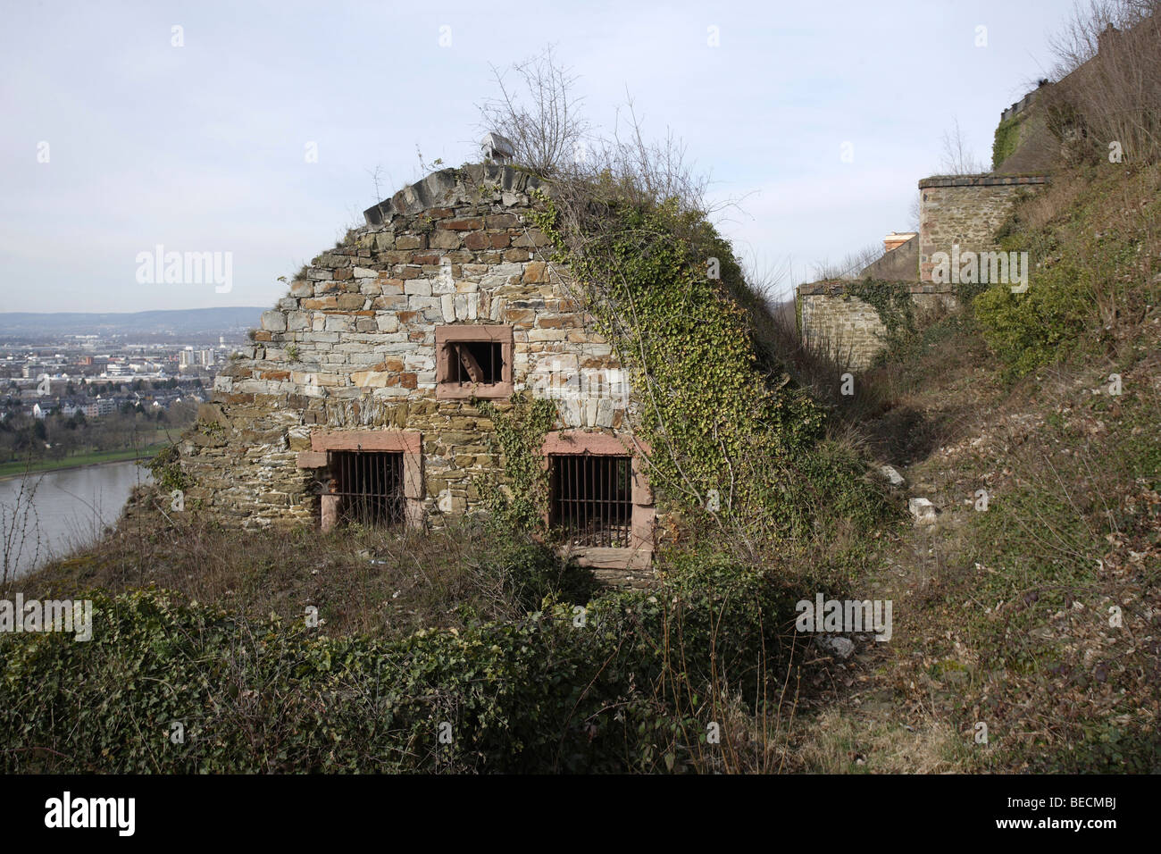Casa di ossa presso la fortezza Ehrenbreitstein, Coblenza, Renania-Palatinato, Germania, Europa Foto Stock
